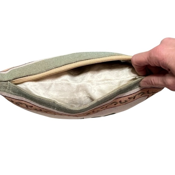 Pair of Vintage Rose Double-Sided Tapestry Pillows 13” x 13.5” - Picture 6 of 11